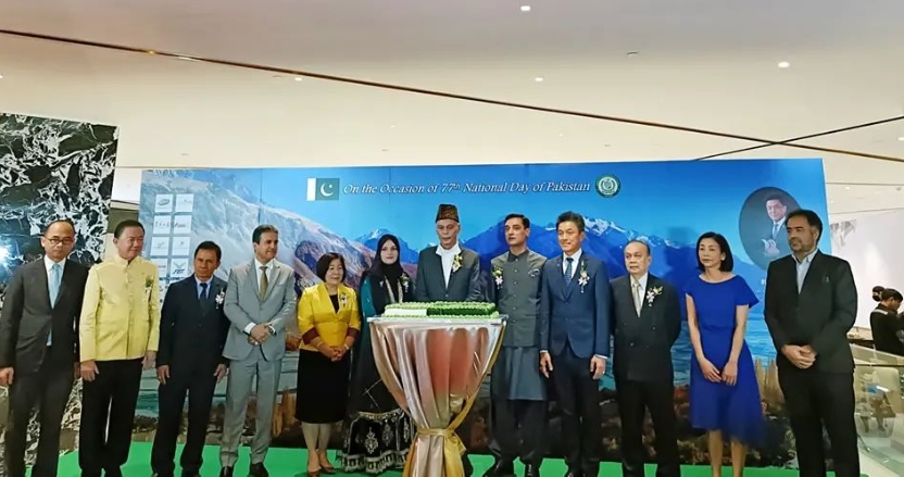 泰国格乐大学派代表出席巴基斯坦国庆活动