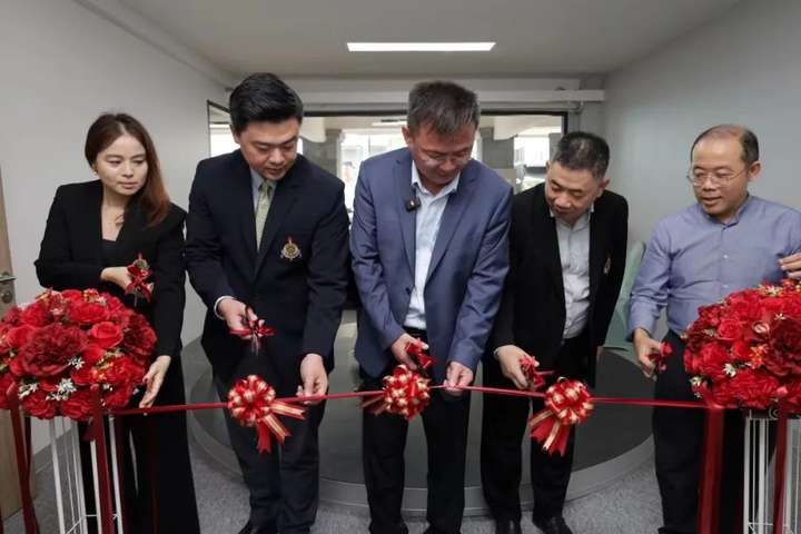 泰国格乐大学艺术学/音乐学/音乐与舞蹈学专业学生关注！“琴房” 落成音乐空间的正式启用！