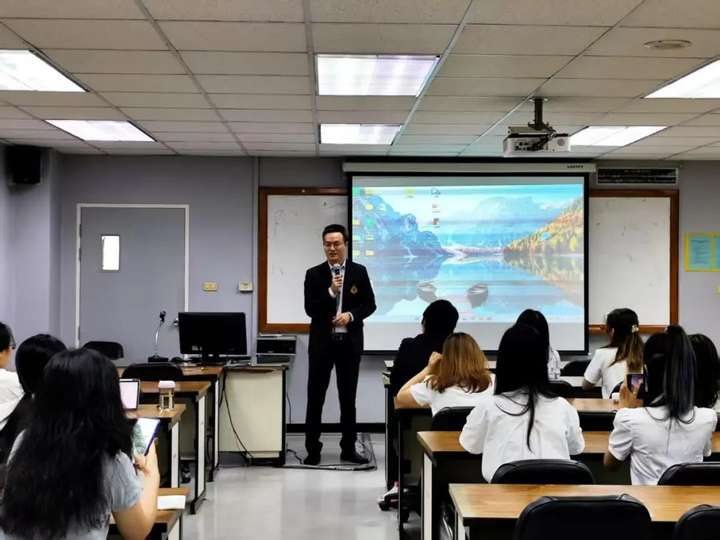 浙江外国语学院中文学院赴泰国格乐大学“荷桂”国际化小学期文化交流项目圆满收官（14天曼谷行）