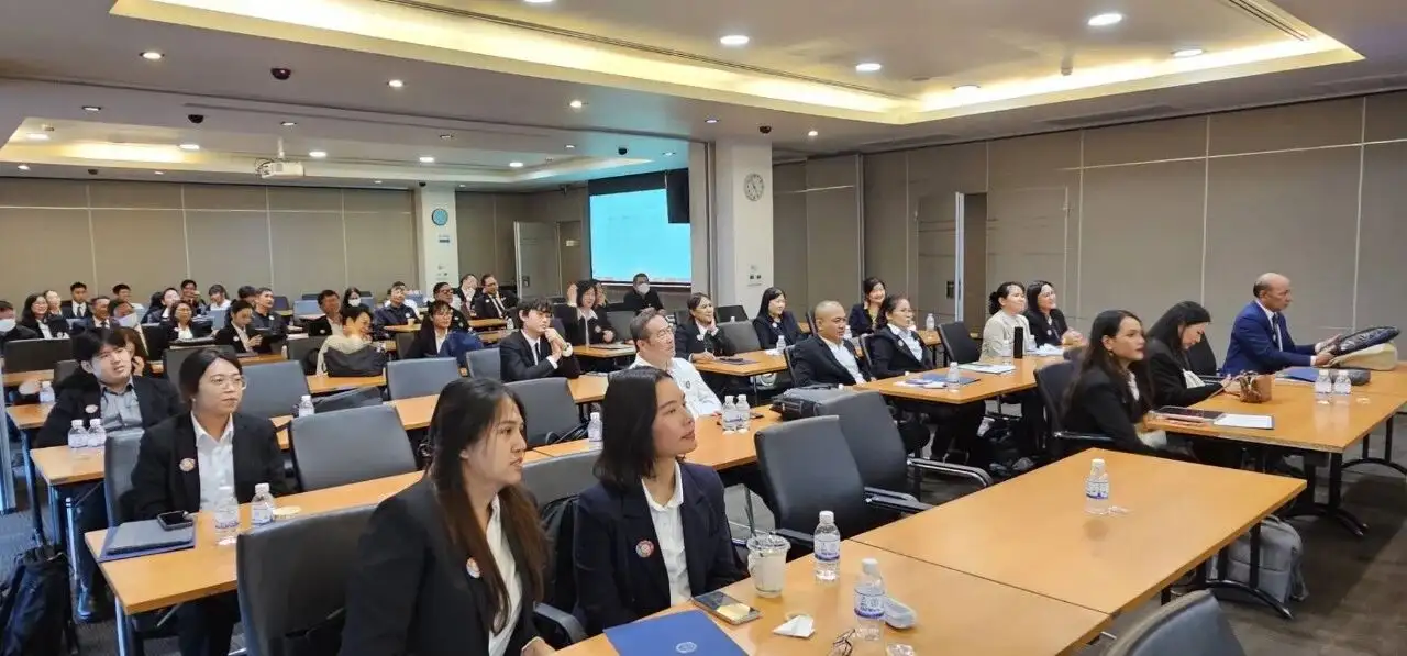 泰国皇家律师协会完成第一期「Chinese for Lawyers」课程，携手泰国格乐大学深化中泰法治教育与法律人才交流