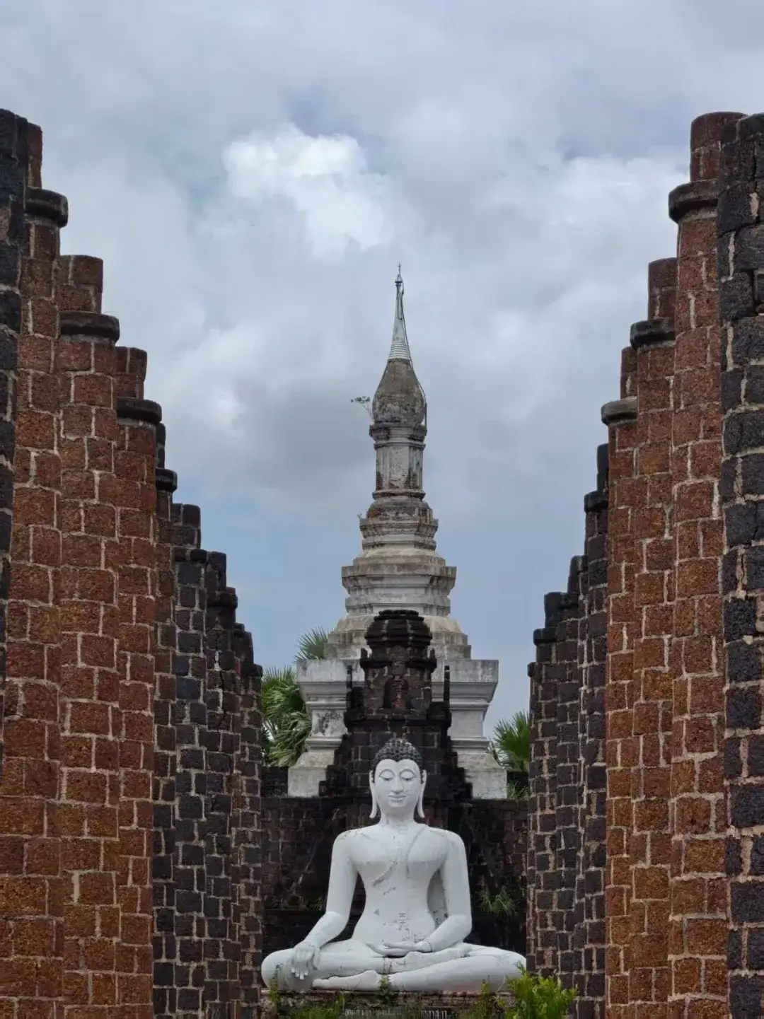 泰国格乐大学组织参观北榄府暹罗古城（Ancient City），中泰文化交流学习之旅圆满结束～